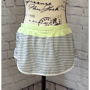 Nike Women’s Striped Running Skort (Size S)
